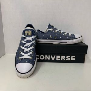 Converse Chuck Taylor All Star Madison Low Polka Dots size 4 Junior SUPER CLEAN